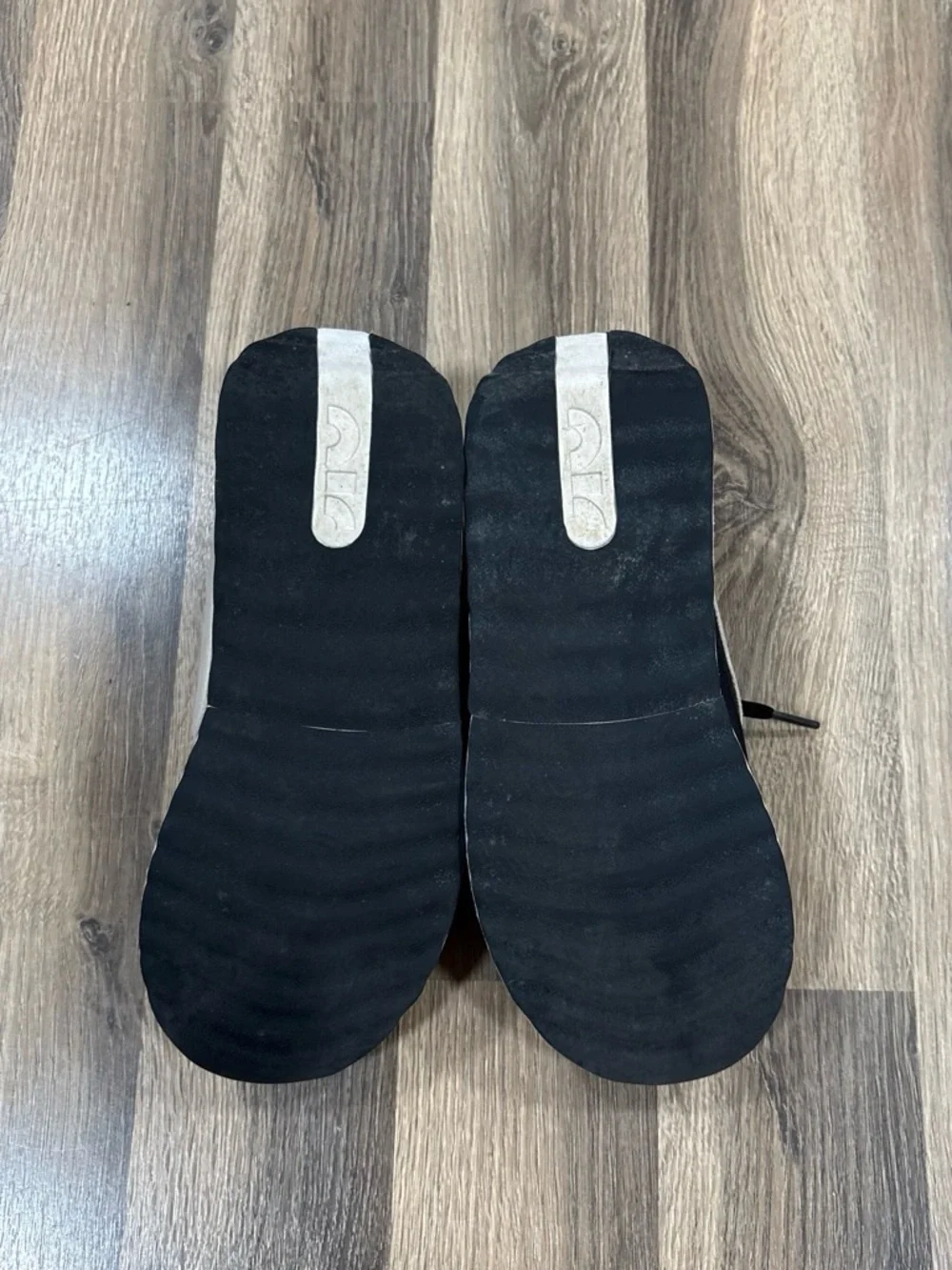 Nike Black and White Air Cushion Swoosh Sneakers